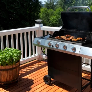 What are the Main Benefits of Using a Grill Cover?
