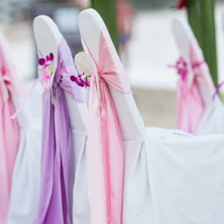 Top 6 Benefits of Using a Chair Covers 