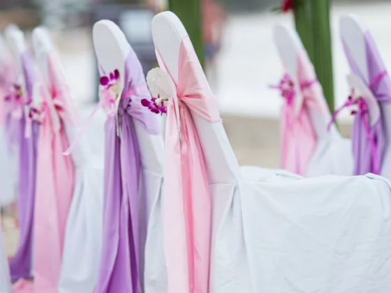 Top 6 Benefits of Using a Chair Covers 