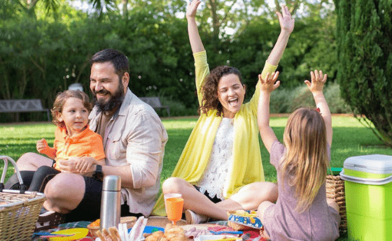 Family Picnic 5 Tips for a Labor Day Picnic to Remember