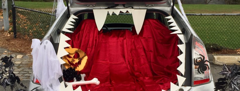 Car trunk decorated for Halloween